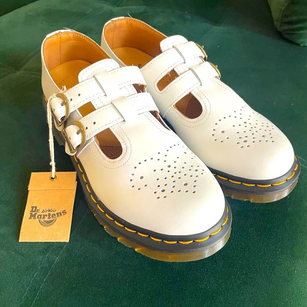Dr. Martens smooth leather Mary Jane’s